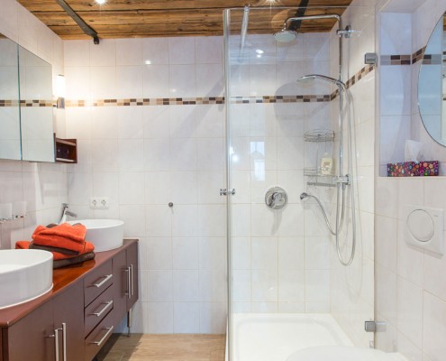 Lenggriesblick Dusche + WC + Pissoir