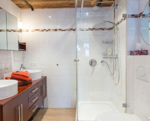 Lenggriesblick Dusche + WC +Pissoir