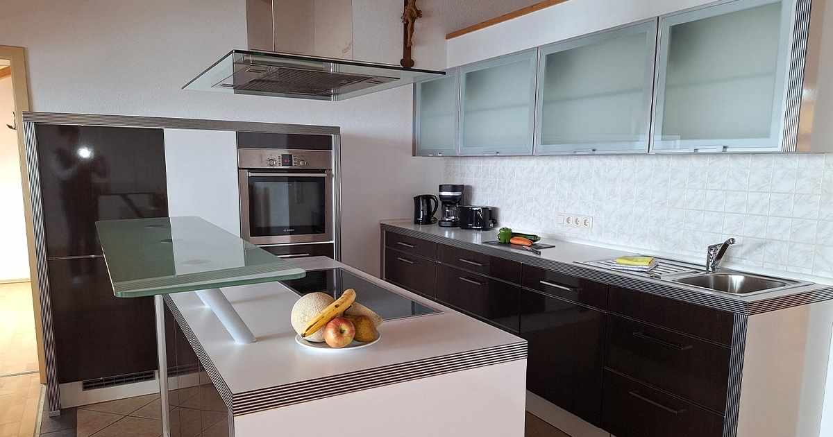 Panoramawohnung-grosszuegige-Kueche