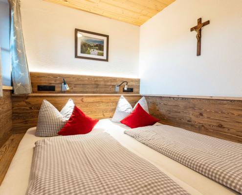 Schlafkoje mit Doppelbett der FEWO Terrassenwohnung Schlafkoje mit Doppelbett in der Ferienwohnung Terrassenwohnung in Lenggries bei Bad Tölz